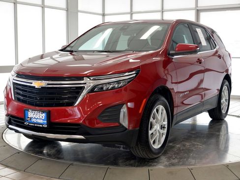 Used 2023 Chevrolet Equinox LT image 4