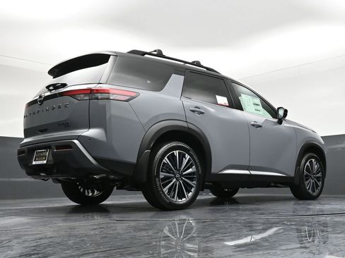 New 2026 Nissan Pathfinder Platinum AWD/4WD image 32