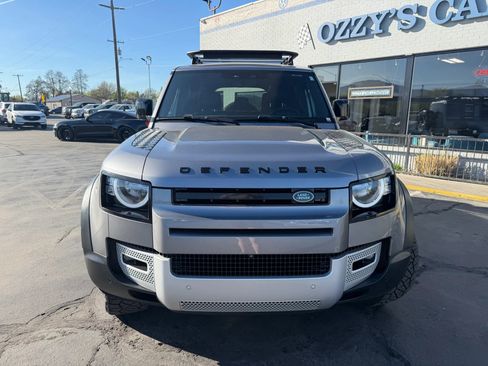 Used 2023 Land Rover Defender 110 S image 7