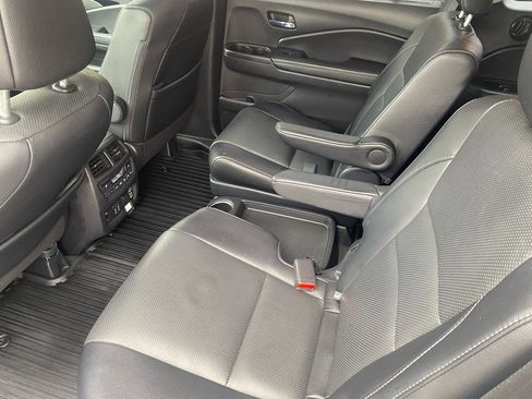 Used 2019 Honda Pilot Elite image 13