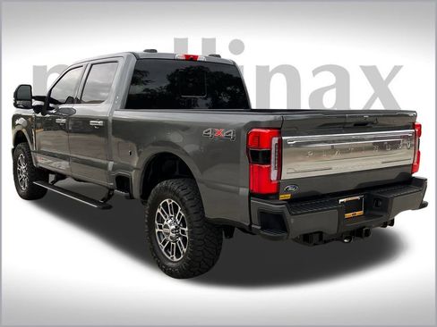Certified 2026 Ford F350 Platinum w/ Platinum Plus Package image 11