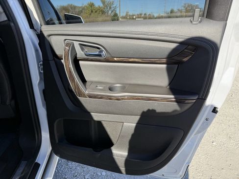 Used 2016 GMC Acadia Denali image 12