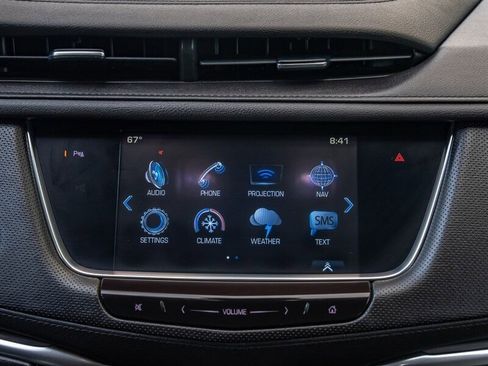 Used 2017 Cadillac XT5 Luxury w/ Driver Awareness Package image 13