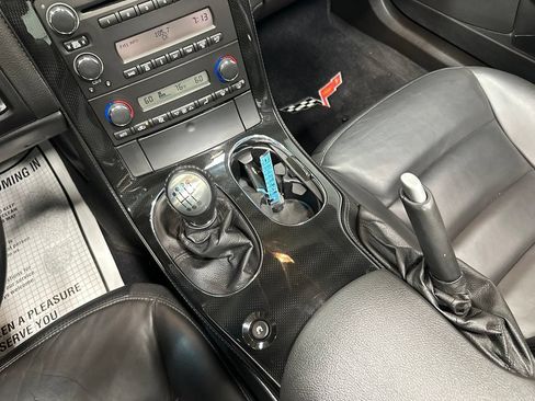 Used 2008 Chevrolet Corvette Coupe RWD image 36