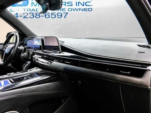 Used 2024 Cadillac Escalade Sport w/ LPO, ONYX Package AWD/4WD image 16