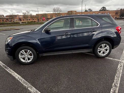 Used 2016 Chevrolet Equinox LS FWD image 3