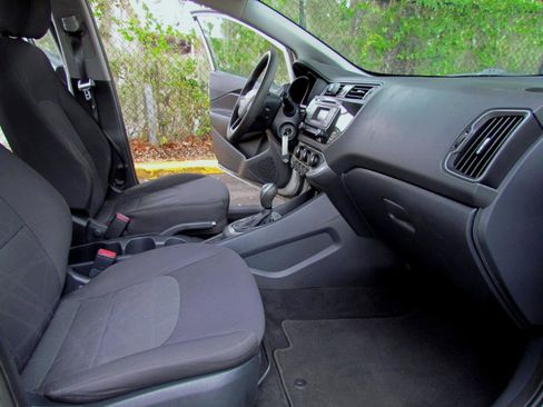 Used 2016 Kia Rio LX FWD image 16