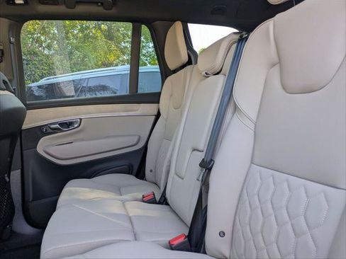 New 2026 Volvo XC90 T8 Plus w/ Protection Package Premier AWD/4WD image 12