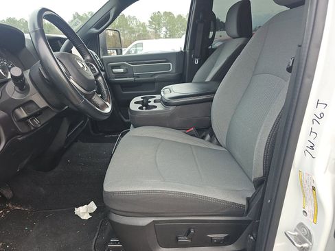 Used 2023 RAM 2500 Big Horn w/ Level 1 Equipment Group image 7