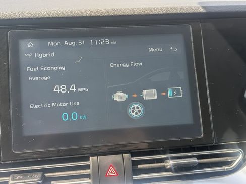 Used 2021 Kia Niro LXS FWD image 31