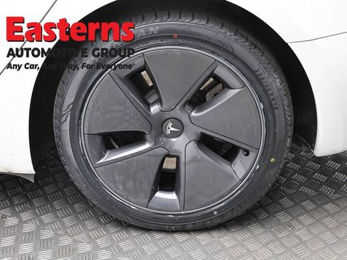 Used 2023 Tesla Model 3 Standard Range RWD image 8