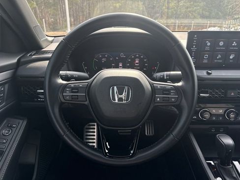 Used 2024 Honda Accord Sport image 18