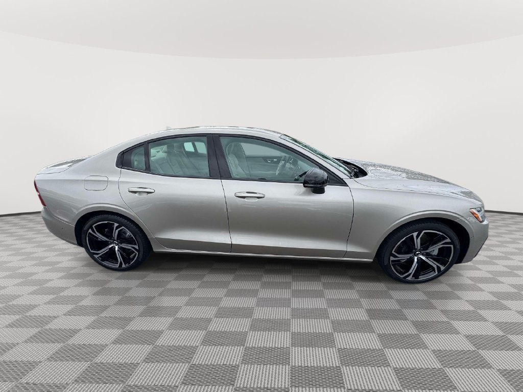 Certified 2024 Volvo S60 B5 Plus w/ Climate Package AWD/4WD image 3