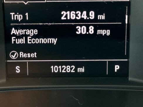 Used 2019 Chevrolet Malibu LT FWD image 44