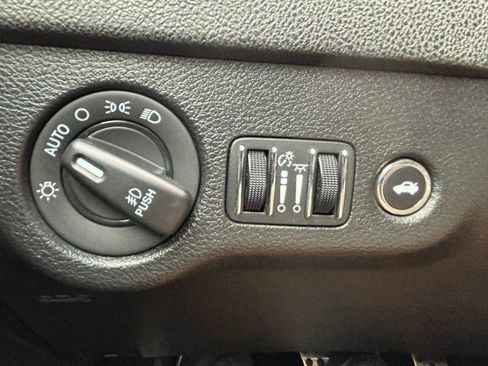 Used 2022 Dodge Charger Scat Pack w/ Harman/Kardon Audio Group image 38