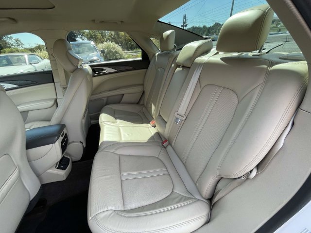 Used 2018 Lincoln MKZ Reserve w/ Magnetic Appearance Package AWD/4WD image 12