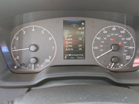 Used 2025 Toyota Corolla LE w/ Convenience Package FWD image 20