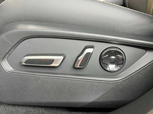 New 2026 Acura RDX SH-AWD image 17