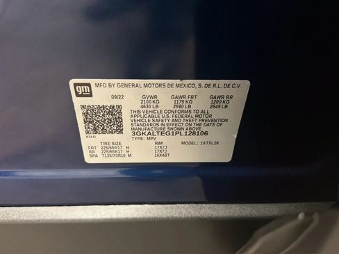 Used 2023 GMC Terrain SLE w/ LPO, Floor Liner Package AWD/4WD image 22