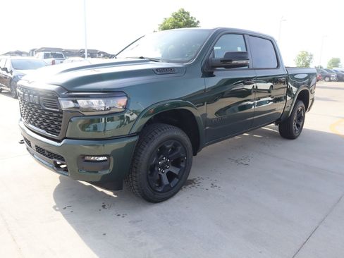 New 2026 RAM 1500 4x4 Crew Cab image 11