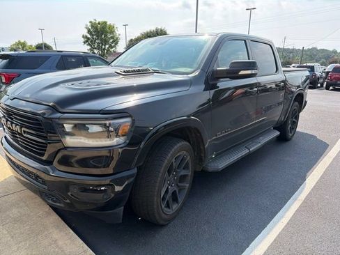 Used 2022 RAM 1500 Laramie AWD/4WD image 1