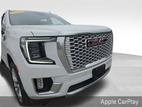 Used 2024 GMC Yukon XL Denali AWD/4WD image 2