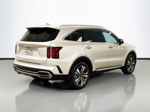 Certified 2023 Kia Sorento SX Prestige image 7