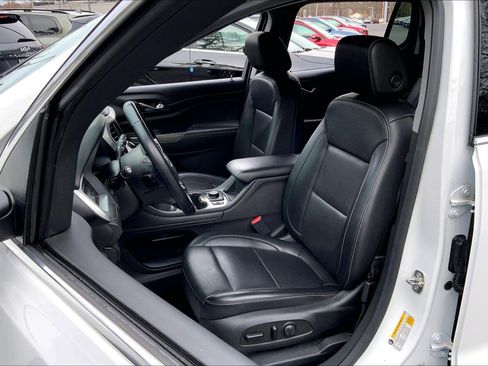 Used 2023 GMC Acadia SLT image 27