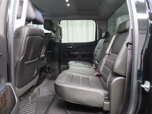 Used 2015 GMC Sierra 2500 Denali w/ Duramax Plus Package AWD/4WD image 14