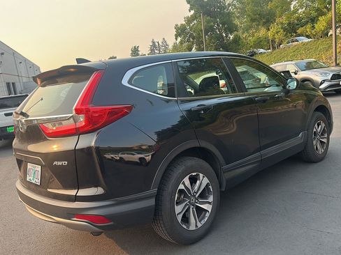 Used 2017 Honda CR-V LX image 4