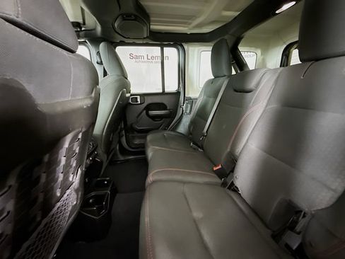 Used 2018 Jeep Wrangler Unlimited Rubicon image 23