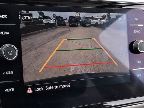 Used 2022 Volkswagen Atlas SE FWD image 17
