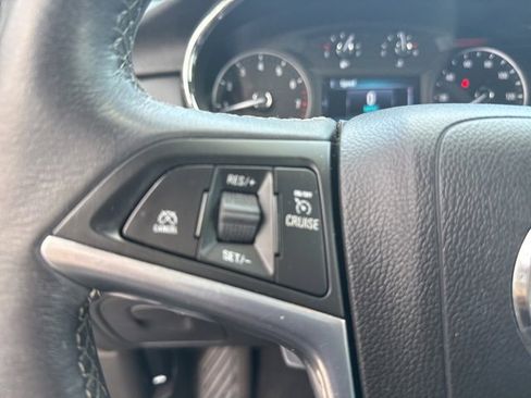 Used 2022 Buick Encore Preferred w/ Safety Package image 13