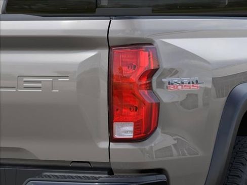 New 2026 Chevrolet Colorado Trail Boss AWD/4WD image 11