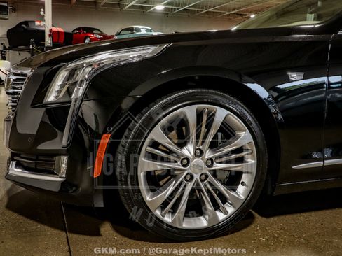 Used 2018 Cadillac CT6 Platinum AWD/4WD image 35