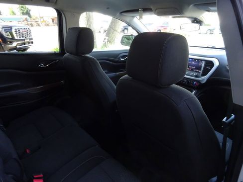 Certified 2023 GMC Acadia SLE w/ Driver Convenience Package FWD image 24