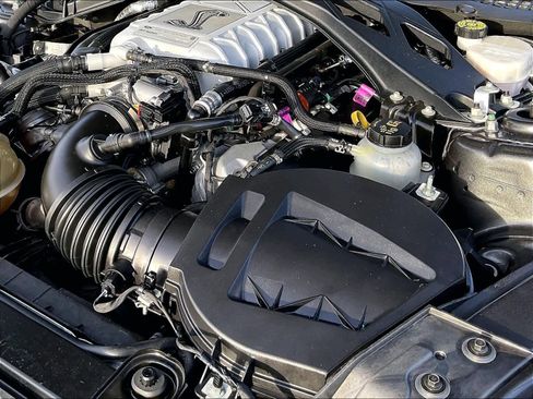 Used 2020 Ford Mustang Shelby GT500 w/ Technology Package image 33