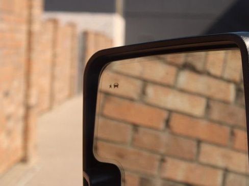 Used 2021 GMC Sierra 2500 4x4 Crew Cab w/ Convenience Package image 21