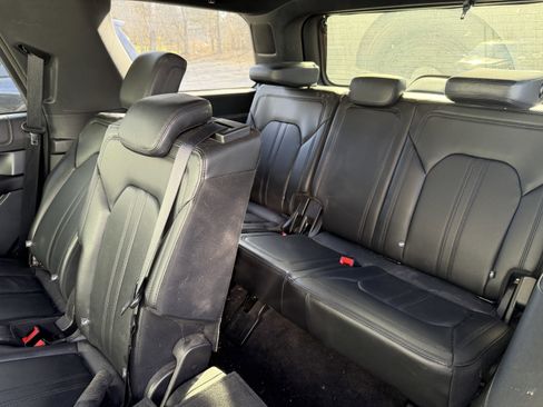 Used 2021 Ford Expedition Limited image 15