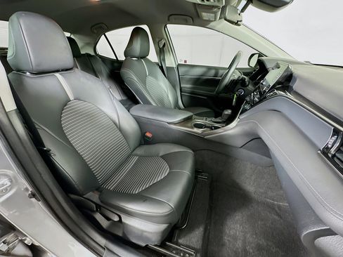Used 2023 Toyota Camry SE image 28