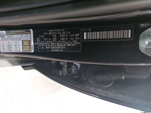 Certified 2025 Kia K4 FWD image 34