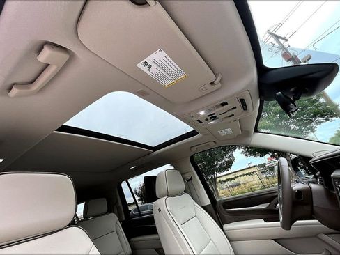 Used 2024 GMC Yukon XL Denali w/ Denali Reserve Package AWD/4WD image 28