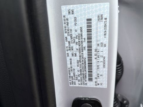 New 2025 Ford F150 Lightning Flash AWD/4WD image 17