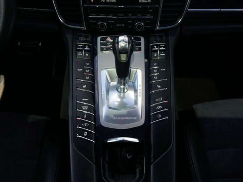 Used 2013 Porsche Panamera GTS AWD/4WD image 26