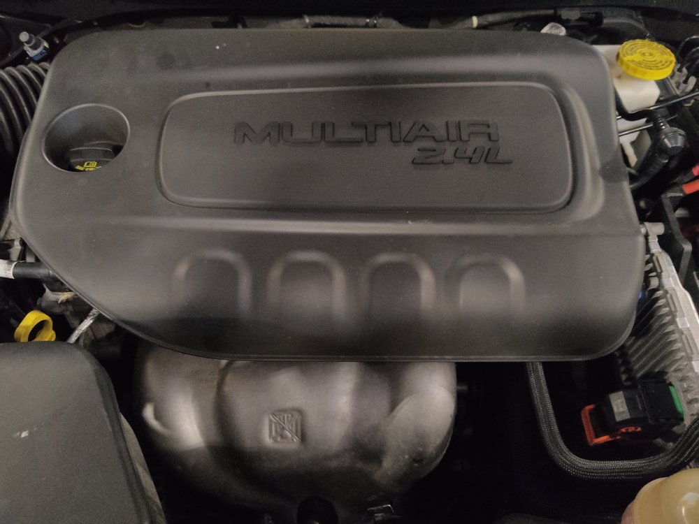 Used 2019 Jeep Cherokee Limited FWD image 30