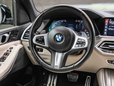 Used 2022 BMW X5 sDrive40i w/ M Sport Package RWD image 11