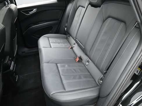 Used 2022 Audi Q4 e-tron Premium Plus w/ Premium Plus AWD/4WD image 35