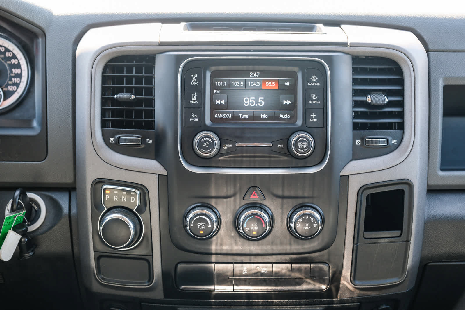 Used 2018 RAM 1500 Express w/ Express Value Package RWD image 41