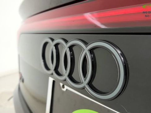 Used 2024 Audi Q8 Premium Plus AWD/4WD image 32