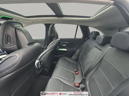 Used 2023 Mercedes-Benz GLC 300 4MATIC image 13